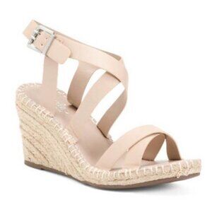 NWT Charles by Charles David Norway Espadrille Wedge Yellow Sandals Size 7 M